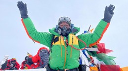 Nepálsky horolezec Kami Rita 