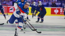 Andrej Kudrna pred zápasom Slovensko - Francúzsko v skupine B na MS v hokeji 2024.