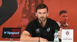 Tréner Spartaka Trnava Michal Gašparík.