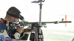 Slovenský strelec Patrik Jány.