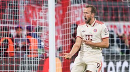 Harry Kane sa v drese Bayernu Mníchov teší po strelenom góle.