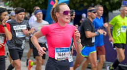 Ivona Fialková beží maratón počas bežeckých pretekov 101. ročníka Medzinárodného maratónu mieru v Košiciach.