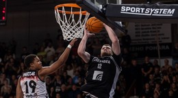 Momentka z pohárového zápasu BC Prievidza - Bilbao Basket. 