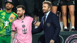 Lionel Messi a David Beckham po poslednom zápase základnej časti MLS Inter Miami - New England Revolution.