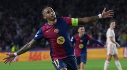 Raphinha získal cenu za najlepšieho hráča La Ligy aj Ligy majstrov.