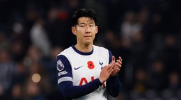 Son Heung-min v drese Tottenham Hotspur.