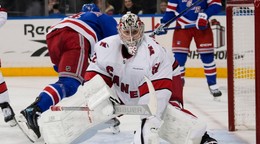 Pjotr Kočetkov v zápase proti New York Rangers.