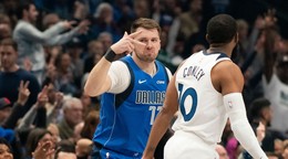 Slovinský basketbalista Luka Dončič v drese Dallasu.