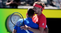 Novak Djokovič a Alexander Zverev v semifinále Australian Open 2025.