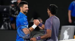 Novak Djokovič a Nishesh Basavareddy 