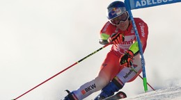 Švajčiar Marco Odermatt počas obrovského slalomu v Adelbodene.