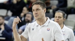Tréner slovenských basketbalistiek Martin Pospíšil.