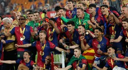 Futbalisti FC Barcelona zdolali Real Madrid a získali Španielsky pohár.