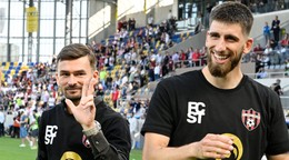 Na snímke vľavo tréner Trnavy Michal Gašparík a Adrian Zeljkovič.