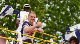 Tréner Ange Postecoglou.