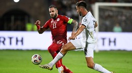 Tigran Barseghjan (vľavo) v zápase Arménsko - Portugalsko v kvalifikácii MS 2026.