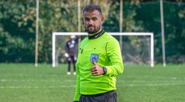 Rozhodca Dominik Puškáš.