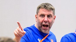 Na snímke hlavný tréner slovenských florbalistiek Michal Jedlička.