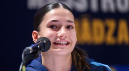 Kapitánka kadetskej reprezentácie SR Barbora Karkušová.
