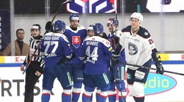 Na snímke zľava gólová radosť Slovenska počas zápasu Vianočného Kaufland Cupu.