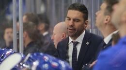 Tréner Peter Frühauf v zápase Slovensko - Nemecko na MS v hokeji hráčov do 20 rokov 2026.