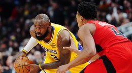 LeBron James a Scottie Barnes.