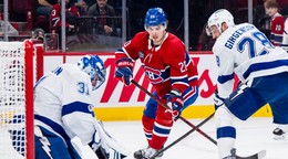 Juraj Slafkovský v zápase proti Tampe Bay.