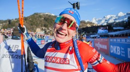 Paulína Bátovská Fialková v cieli po pretekoch šprintu v Annecy-Le Grand Bornand.