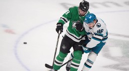 Philipp Kurashev a Justin Hryckowian.