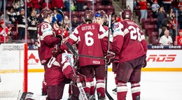 Hokejisti Lotyšska do 20 rokov.