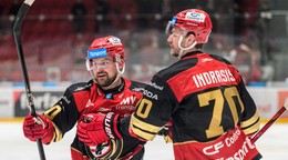 Hráči Prešova sa tešia z gólu. 