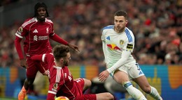 Momentka zo zápasu Premier League medzi Liverpoolom a Leedsom.