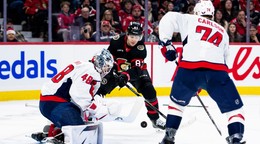 Momentka zo zápasu Ottawa Senators - Washington Capitals.