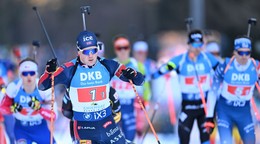 Momentka zo štafety mužov v Rupholdingu.