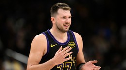 Luka Dončič v zápase s Washingtonom Wizards.