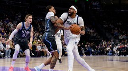 Anthony Davis v zápase proti Utahu.