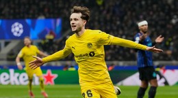 Hakon Evjen strieľa gól v zápase Ligy majstrov Inter Miláno - Bodö/Glimt.