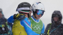 Federico Tomasoni a Simone Deromedis počas ZOH 2026.