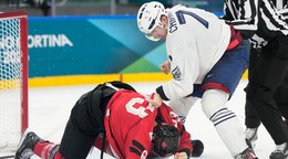 Bitka Pierra Crinona s Kanaďanom Tomom Wilsonom.