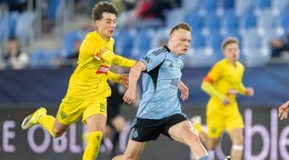 Sprava Nino Marcelli (Slovan) a Andrei Florea (Žilina).