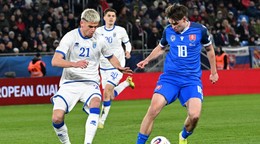 Leo Sauer a Albian Hajdari.