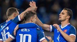 Gólová radosť slovenských futbalistov v zápase s Rumunskom