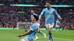 Nico O'Reilly oslavuje gól.