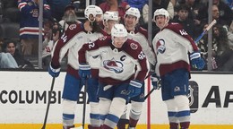 Gabriel Landeskog v zápase NHL.