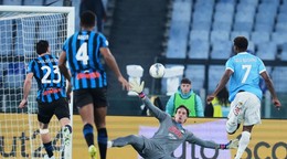 Fotka zo zápasu Lazio Rím - Atalanta Bergamo.