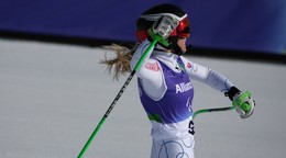 Alexandra Rexová sa raduje v cieli super-G 