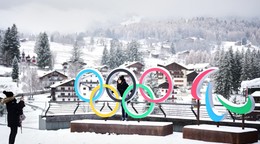 Kruhy Zimných olympijských a paralympijských hier v Cortine d’Ampezzo.