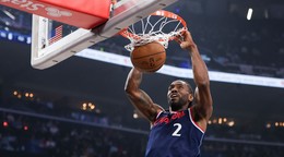 Na snímke hráč Los Angeles Kawhi Leonard v zápase zámorskej NBA LA Clippers - Minnesota.