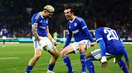 Futbalisti Racing Štrasburg oslavujú gól.