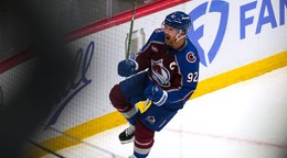 Na snímke hráč Colorada Gabriel Landeskog sa raduje po strelení gólu.